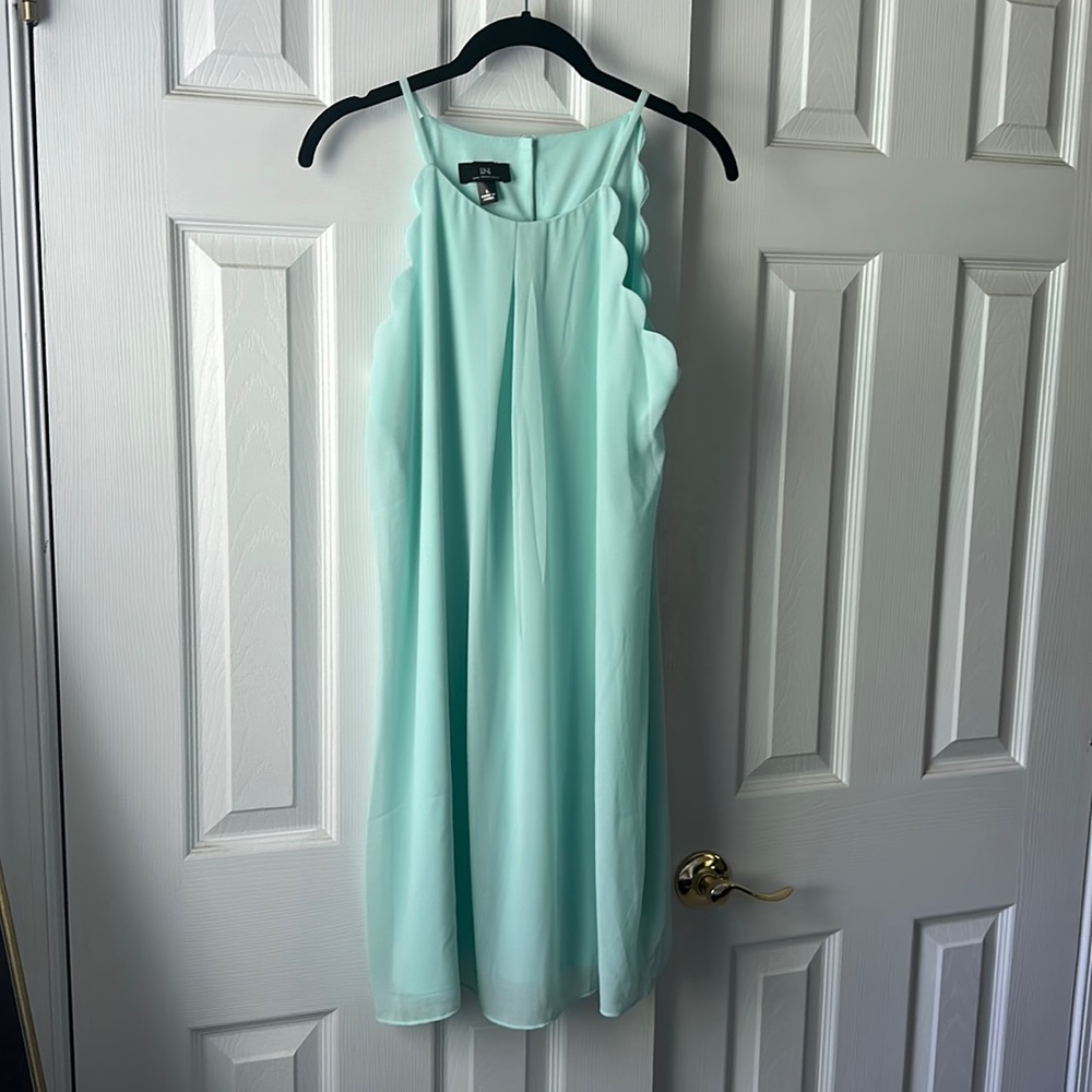 Scalloped detail summer dress